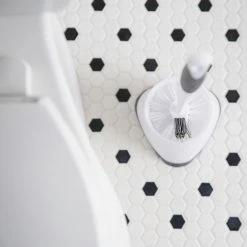 Clorox Toilet Brushes Poly Fiber Toilet Brush with Brush Holder 7 Clorox Toilet Brushes Poly Fiber Toilet Brush with Brush Holder -Swiffer Online Trade 10710231