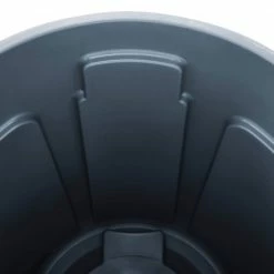 Rubbermaid Commercial Products Trash Cans Brute 44-Gallon Gray Plastic Trash Can with Lid -Swiffer Online Trade 16661927 scaled