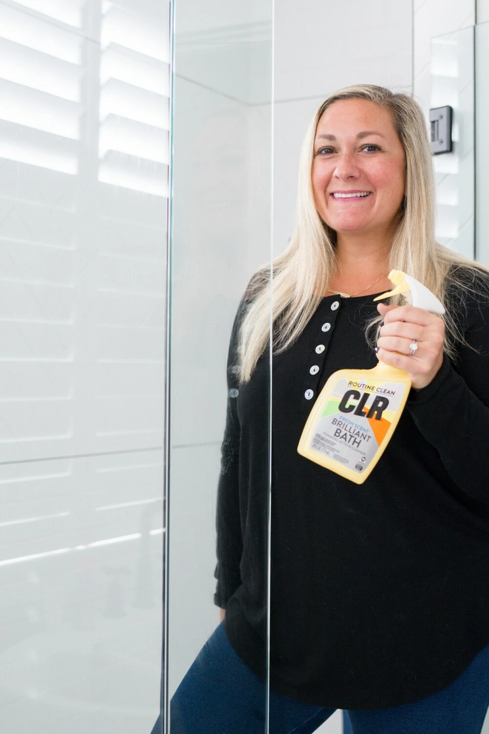 CLR Multipurpose Bathroom Cleaners 26-oz Foam Multipurpose Bathroom Cleaner 9 CLR Multipurpose Bathroom Cleaners 26-oz Foam Multipurpose Bathroom Cleaner - Image 7