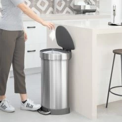 simplehuman Trash Cans 60-Liter Brushed Stainless Steel Steel Trash Can with Lid -Swiffer Online Trade 44304720 scaled